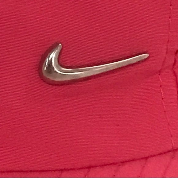 Nike Heritage86 Woman's Adjustable Pink Ball Cap - Picture 16 of 16